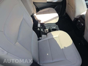 2021 Ford Explorer Limited - miniatura 17