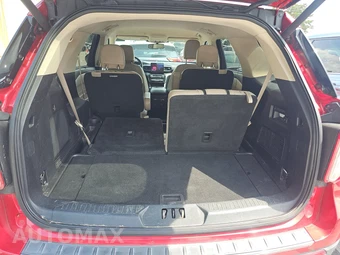 2021 Ford Explorer Limited – miniatura 17