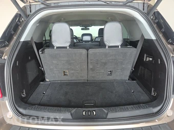 2021 Ford Explorer Limited - miniatura 17