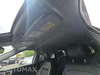 2021 Ford Explorer Limited – miniatura 11