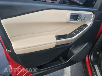2021 Ford Explorer Limited - miniatura 9