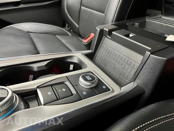 2021 Ford Explorer Limited - miniatura 14