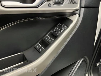 2021 Ford Explorer Limited - miniatura 23