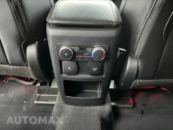 2021 Ford Explorer Limited - miniatura 26