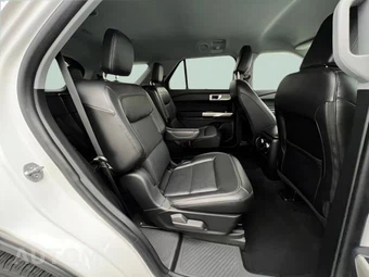 2021 Ford Explorer Limited - miniatura 36