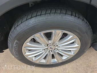 2021 Ford Explorer Limited – miniatura 10