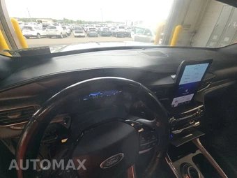 2021 Ford Explorer Platinum - miniatura 11