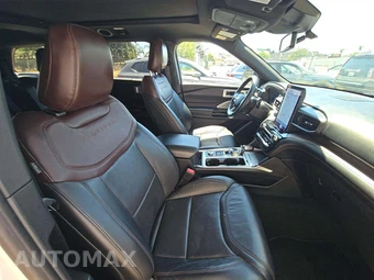 2021 Ford Explorer Platinum - miniatura 19