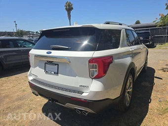 2021 Ford Explorer Platinum - miniatura 3