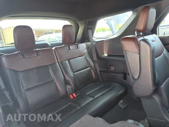 2021 Ford Explorer Platinum - miniatura 14