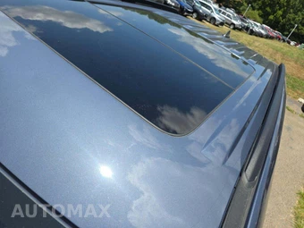 2021 Ford Explorer ST - miniatura 9