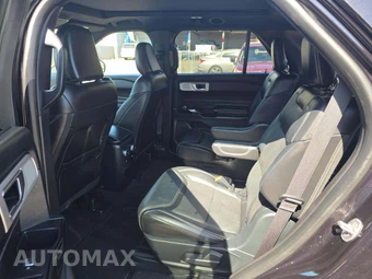 2021 Ford Explorer ST - miniatura 10