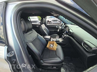 2021 Ford Explorer ST - miniatura 19