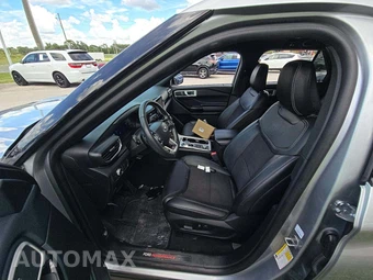2021 Ford Explorer ST - miniatura 6