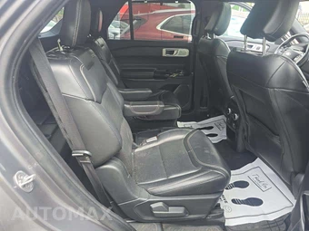 2021 Ford Explorer ST - miniatura 17