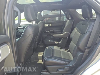 2021 Ford Explorer ST - miniatura 13
