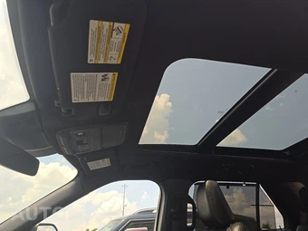 2021 Ford Explorer ST - miniatura 22