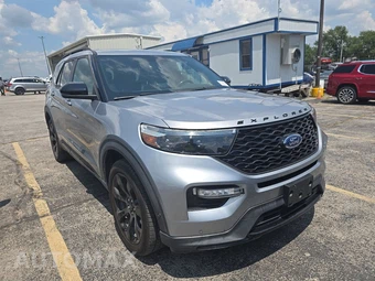 2021 Ford Explorer ST - miniatura 3