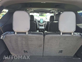2021 Ford Explorer ST – miniatura 14