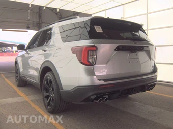 2021 Ford Explorer ST - miniatura 6