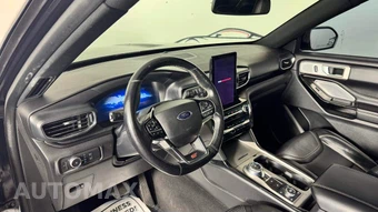 2021 Ford Explorer ST - miniatura 12