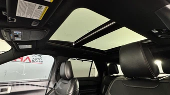 2021 Ford Explorer ST - miniatura 17