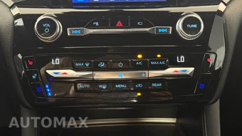 2021 Ford Explorer ST - miniatura 26