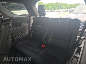 2021 Ford Explorer ST – miniatura 14