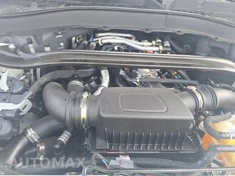 2021 Ford Explorer ST – miniatura 16