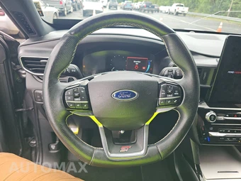 2021 Ford Explorer ST – miniatura 10