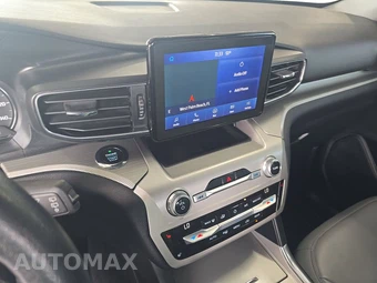 2021 Ford Explorer XLT – miniatura 11