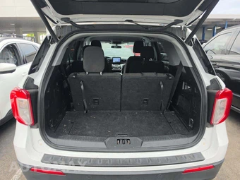 2021 Ford Explorer XLT - miniatura 15