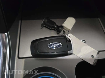 2021 Ford Explorer XLT – miniatura 8