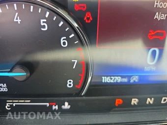 2021 Ford Explorer XLT – miniatura 12