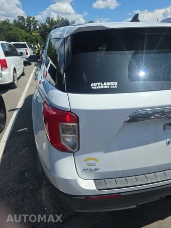 2021 Ford Explorer XLT – miniatura 6