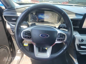 2021 Ford Explorer XLT - miniatura 10