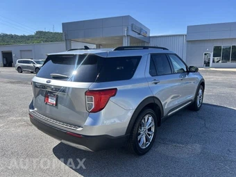 2021 Ford Explorer XLT - miniatura 14