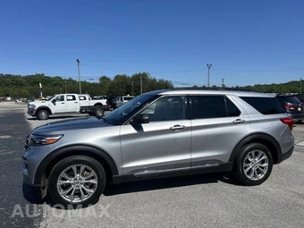 2021 Ford Explorer XLT - miniatura 2