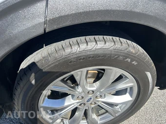 2021 Ford Explorer XLT - miniatura 46