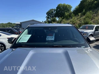 2021 Ford Explorer XLT - miniatura 9