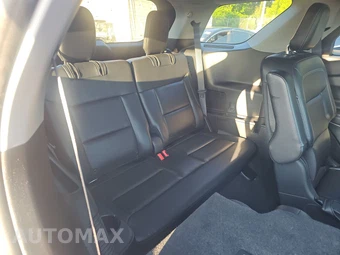 2021 Ford Explorer XLT - miniatura 8
