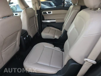 2021 Ford Explorer XLT – miniatura 13