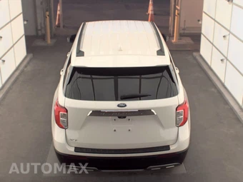 2021 Ford Explorer XLT – miniatura 5