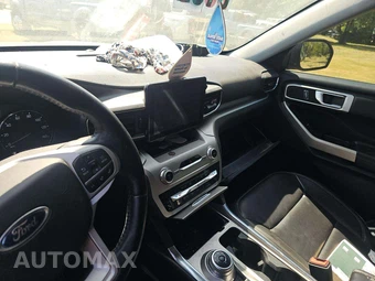 2021 Ford Explorer XLT - miniatura 10