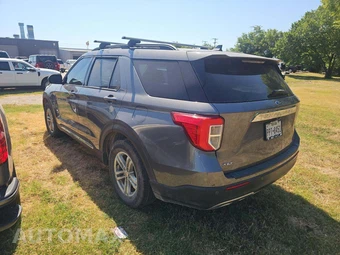 2021 Ford Explorer XLT - miniatura 2