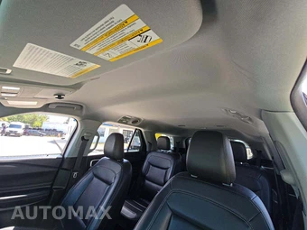 2021 Ford Explorer XLT - miniatura 11