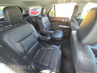 2021 Ford Explorer XLT - miniatura 17