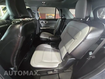 2021 Ford Explorer XLT - miniatura 13