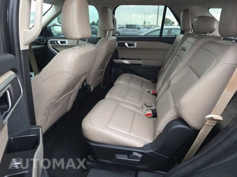 2021 Ford Explorer XLT - miniatura 13