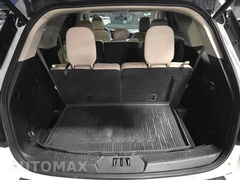 2021 Ford Explorer XLT - miniatura 17
